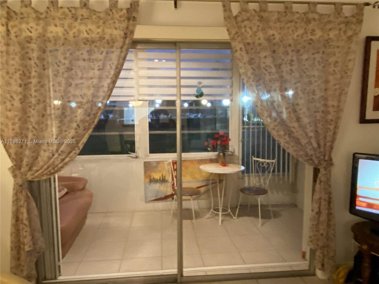 https://bt-photos.global.ssl.fastly.net/miami/1280_boomver_3_A11886271-2.jpg