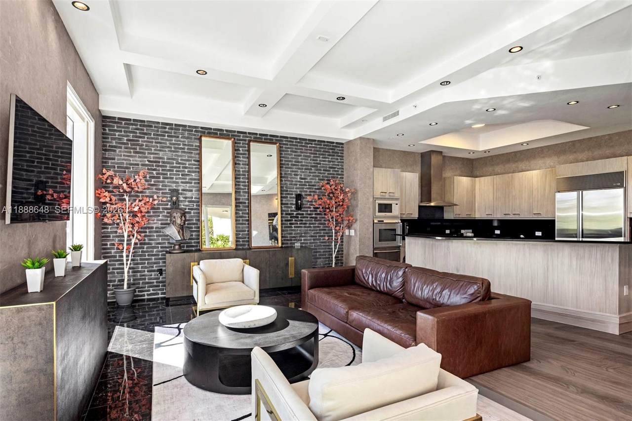 6000 Island Blvd - Photo 1