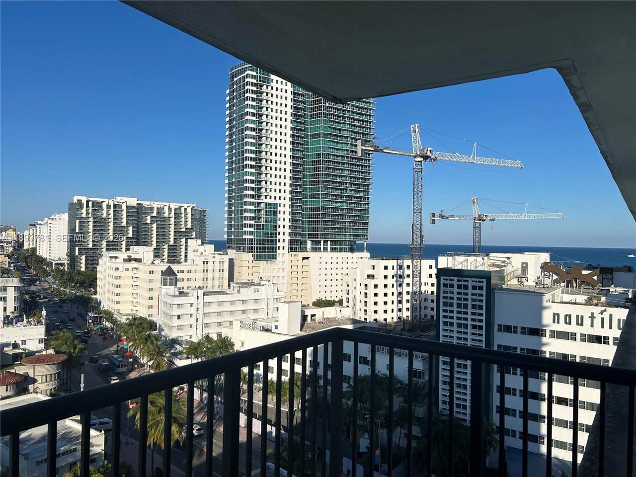 1800 Collins Ave - Photo 1