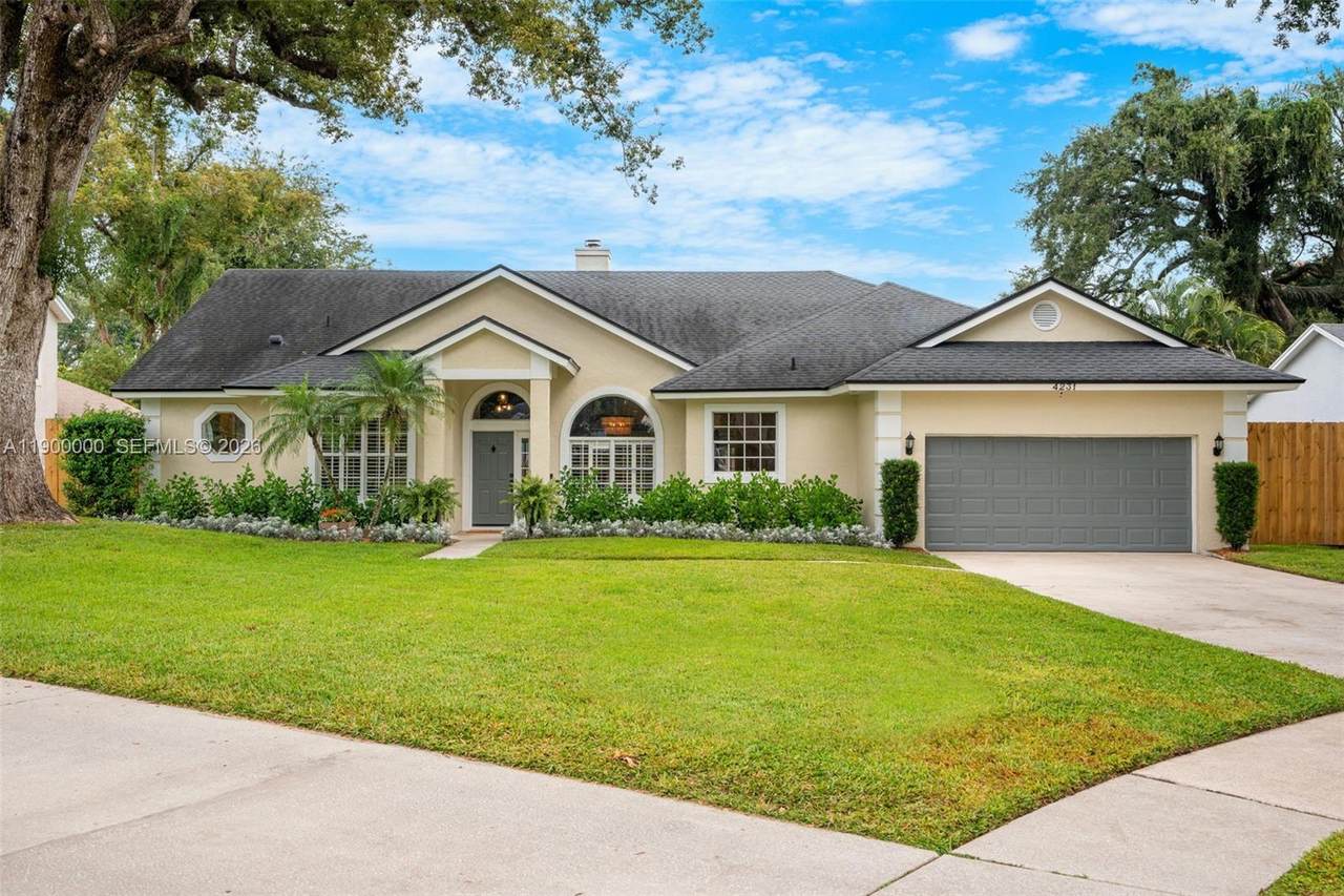 4231 Inwood Landing Dr - Photo 1