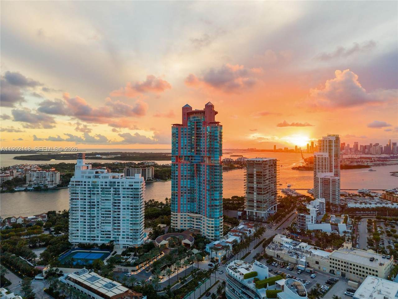 https://bt-photos.global.ssl.fastly.net/miami/1280_boomver_4_A11902118-2.jpg