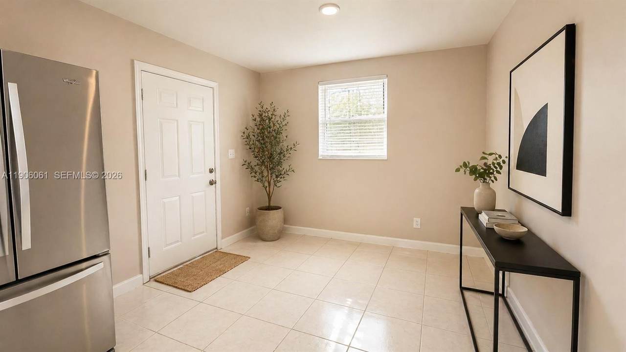 https://bt-photos.global.ssl.fastly.net/miami/1280_boomver_4_A11906061-2.jpg