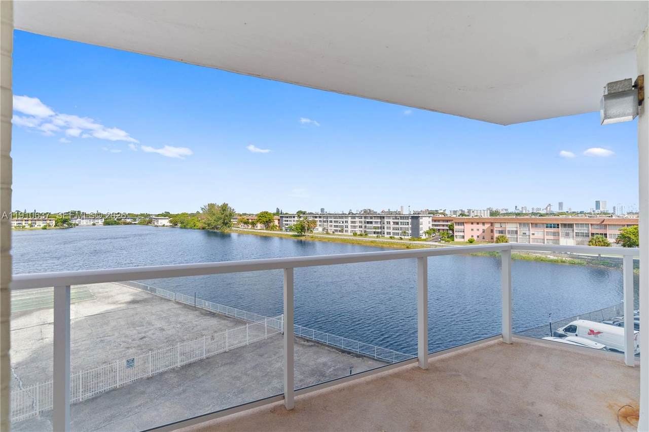 1351 Miami Gardens Dr - Photo 1