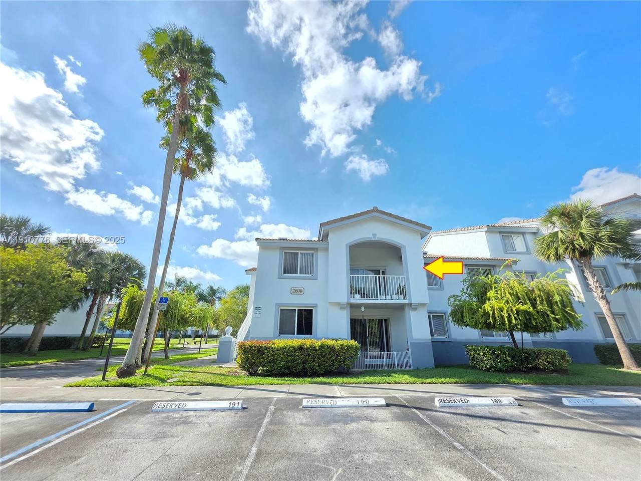 2600 University Dr - Photo 1