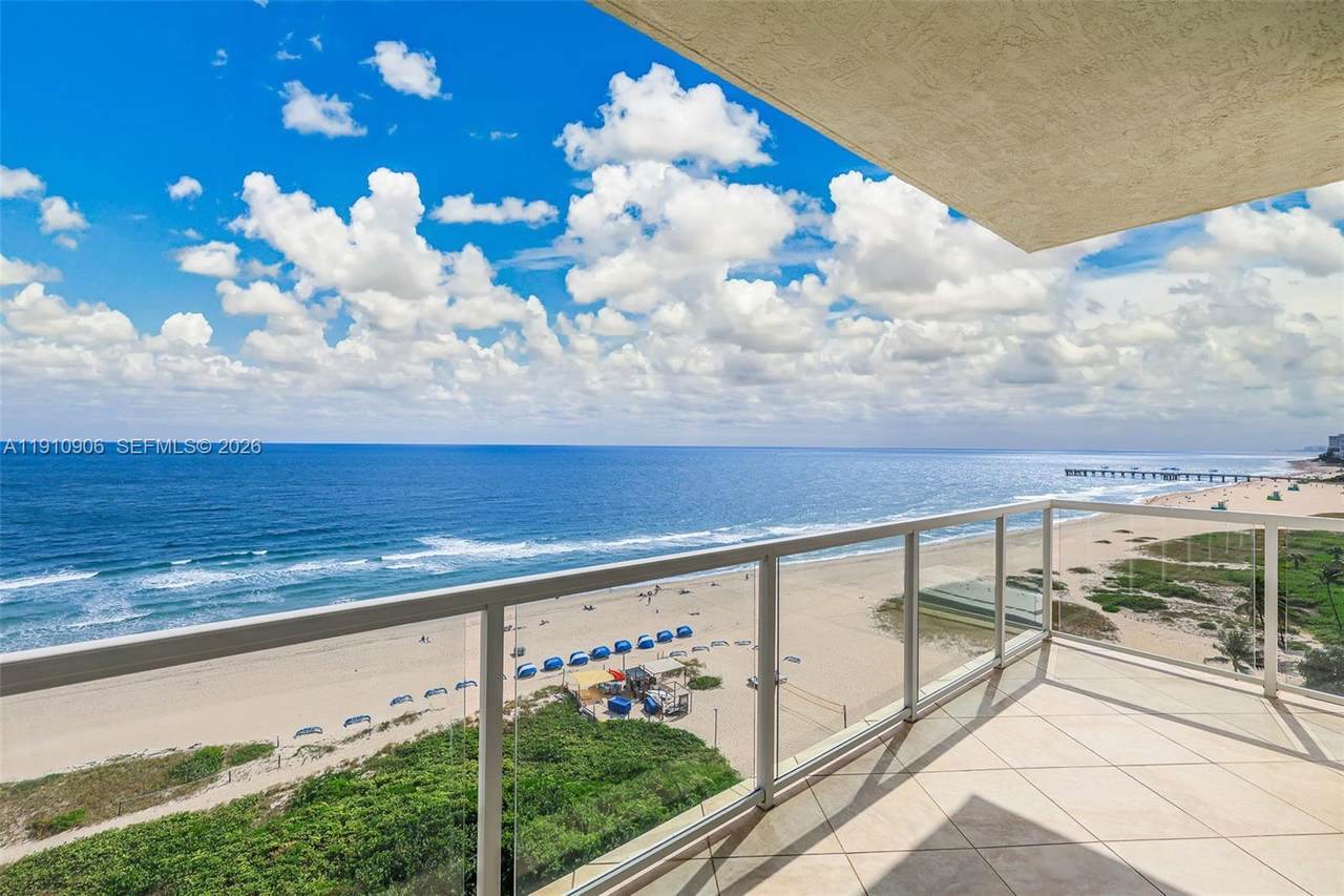 704 Ocean Blvd - Photo 1