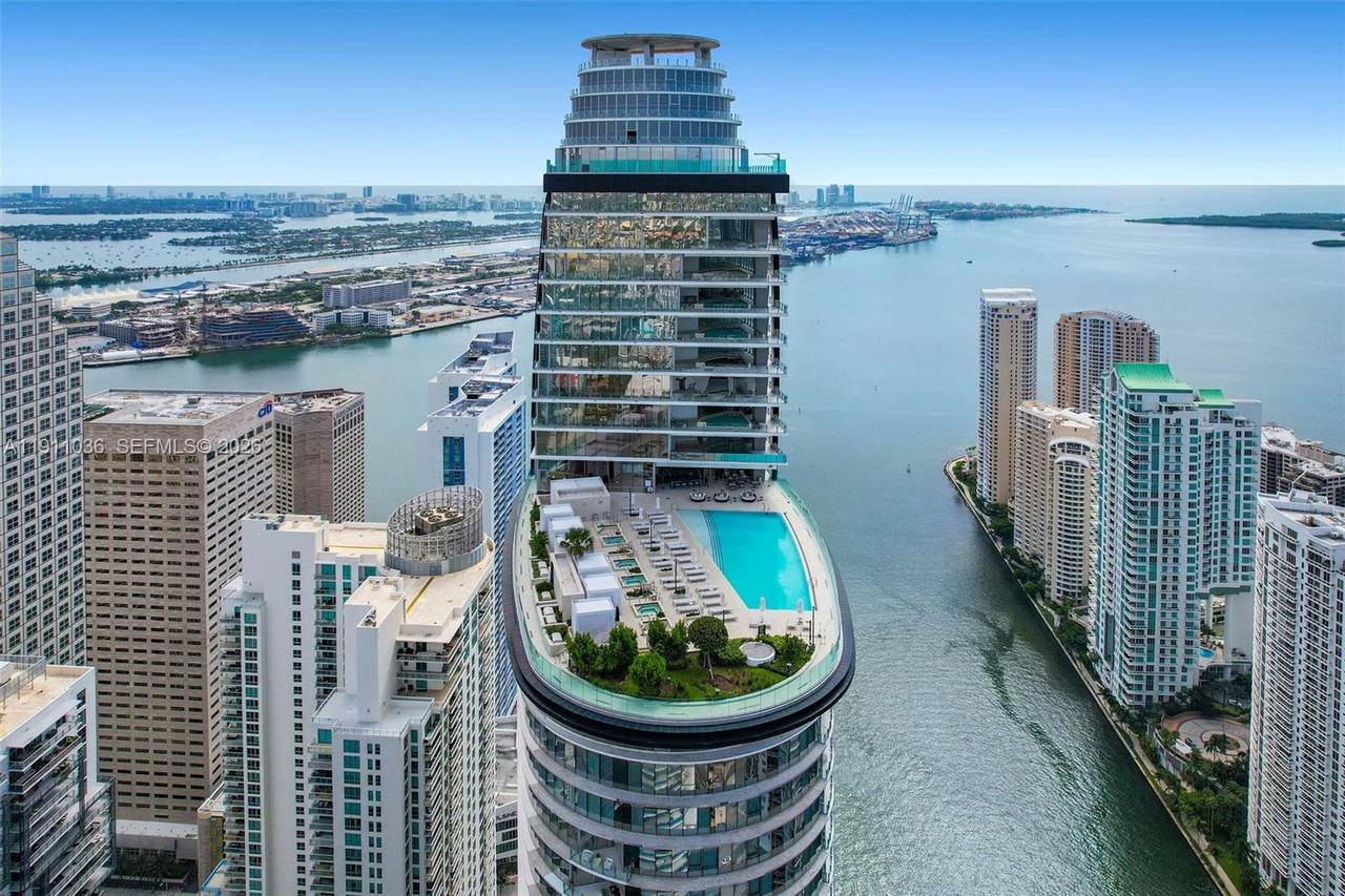 https://bt-photos.global.ssl.fastly.net/miami/1280_boomver_4_A11911036-2.jpg