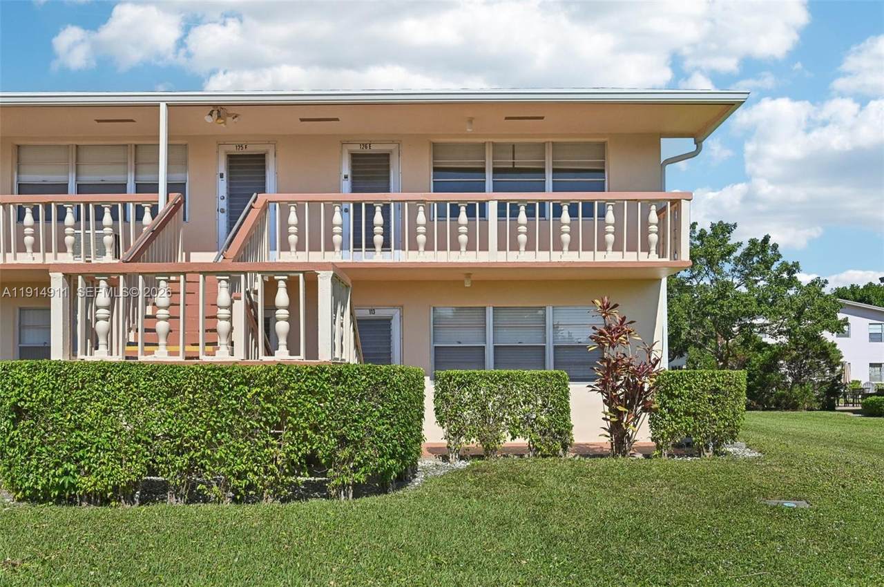 126 Canterbury  E - Photo 1