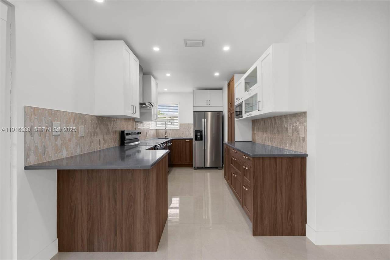 3150 39th Ave - Photo 1