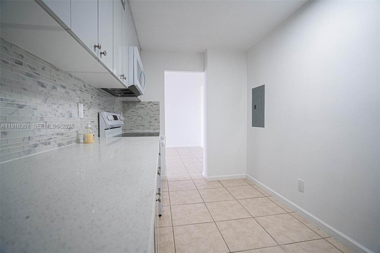 https://bt-photos.global.ssl.fastly.net/miami/1280_boomver_4_A11916361-2.jpg