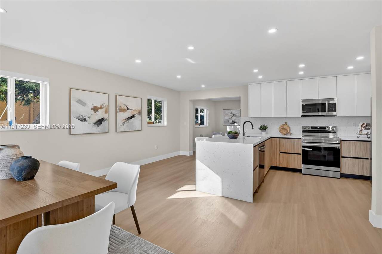 2805 210th Ter - Photo 1