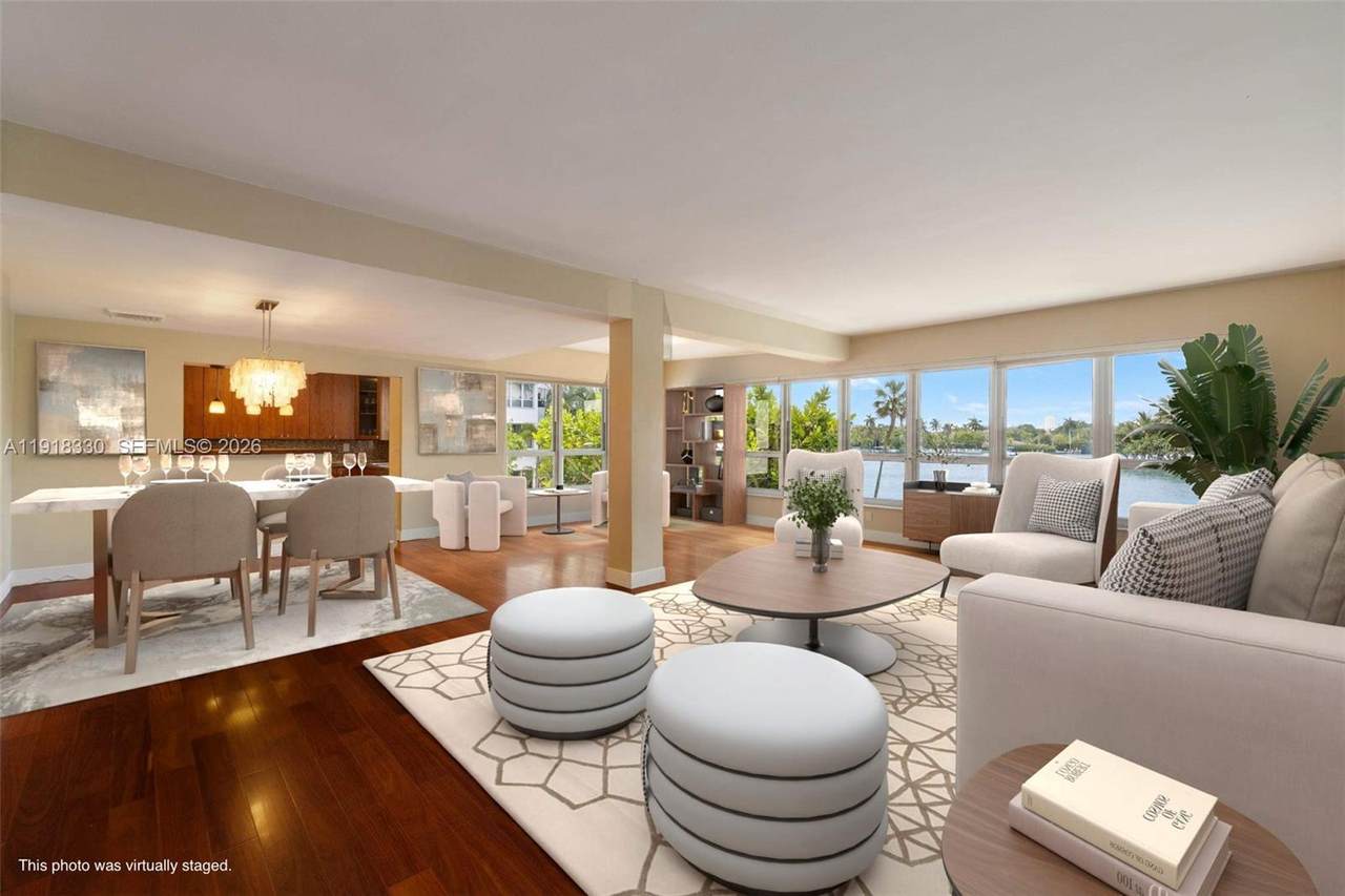 9102 Bay Harbor Dr - Photo 1