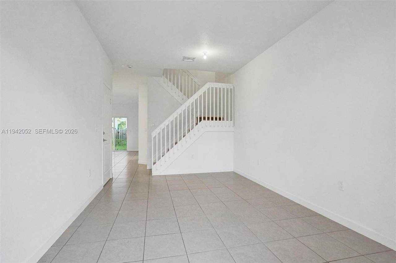 https://bt-photos.global.ssl.fastly.net/miami/1280_boomver_4_A11942052-2.jpg