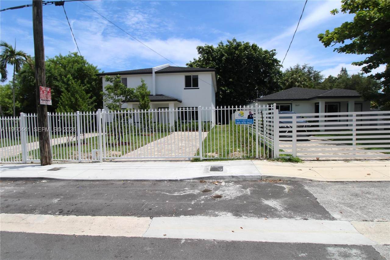 7823 5th Ave - Photo 1