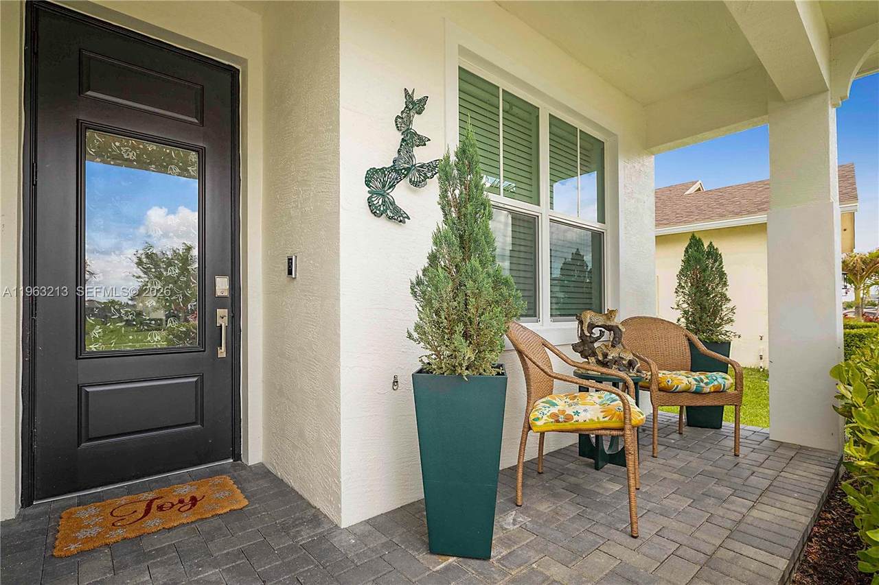 https://bt-photos.global.ssl.fastly.net/miami/1280_boomver_4_A11963213-2.jpg