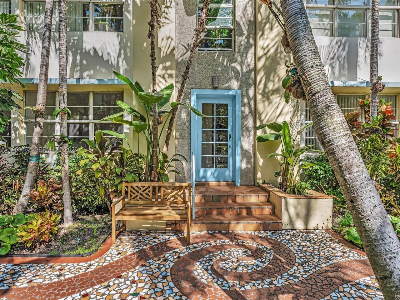 https://bt-photos.global.ssl.fastly.net/miami/1280_boomver_4_A11968062-2.jpg