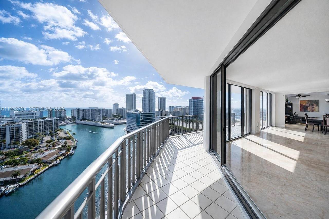 300 Three Islands Blvd - Photo 1