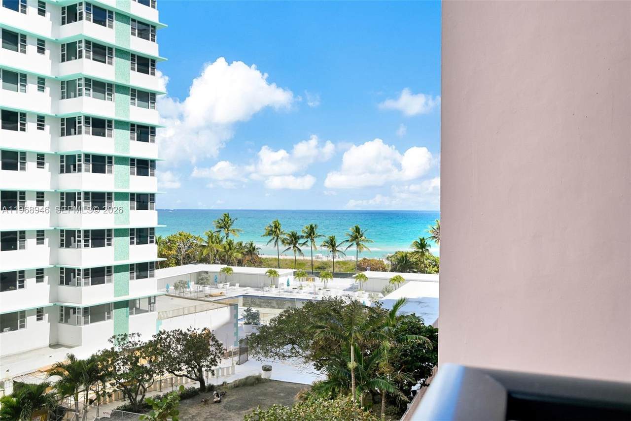 https://bt-photos.global.ssl.fastly.net/miami/1280_boomver_4_A11968946-2.jpg