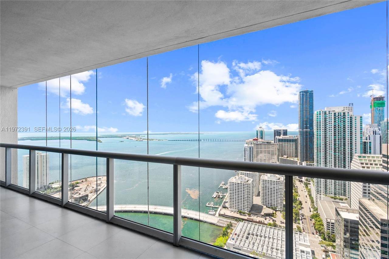 https://bt-photos.global.ssl.fastly.net/miami/1280_boomver_4_A11972391-2.jpg