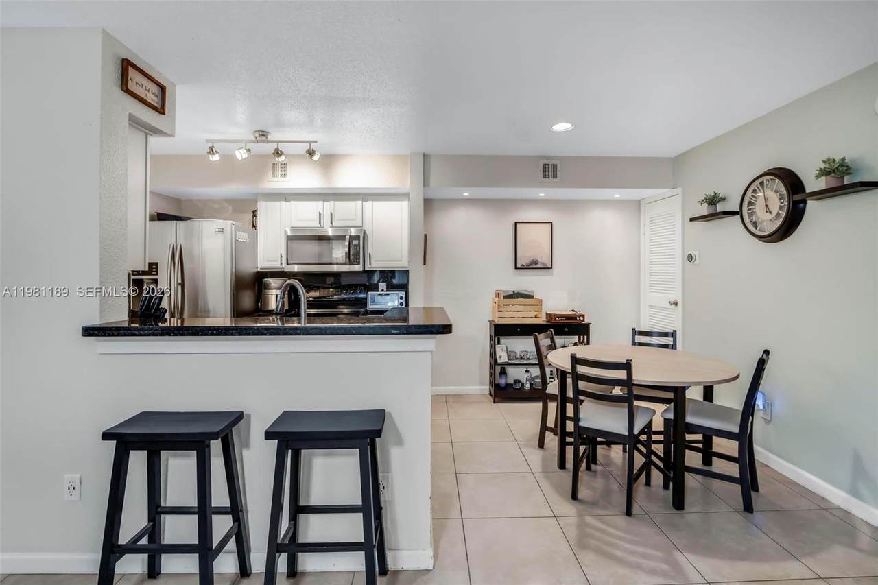 875 Riverside Dr - Photo 1