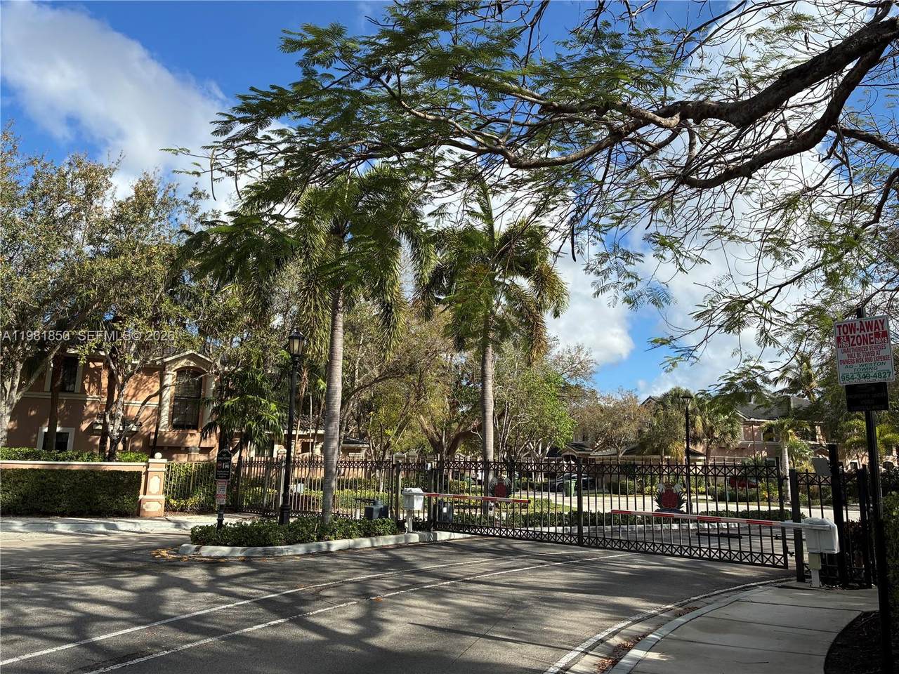 https://bt-photos.global.ssl.fastly.net/miami/1280_boomver_4_A11981850-2.jpg