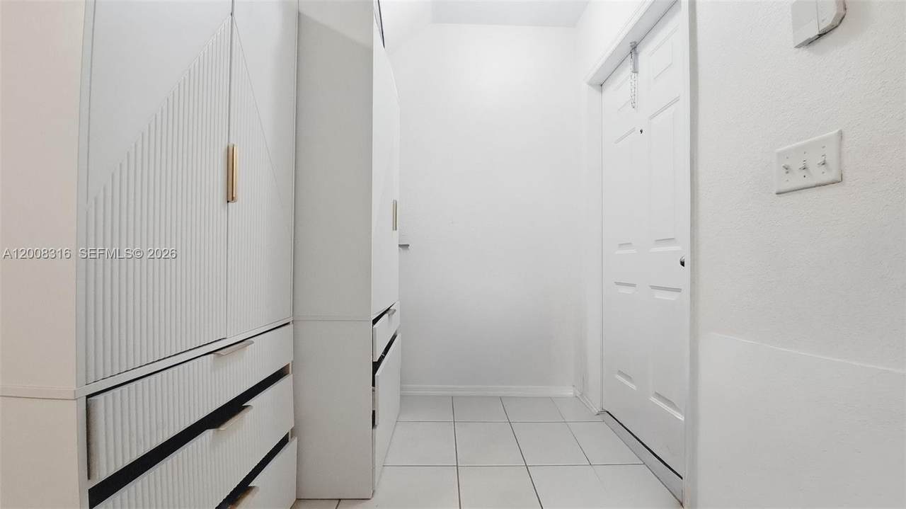 https://bt-photos.global.ssl.fastly.net/miami/1280_boomver_2_A12008316-2.jpg
