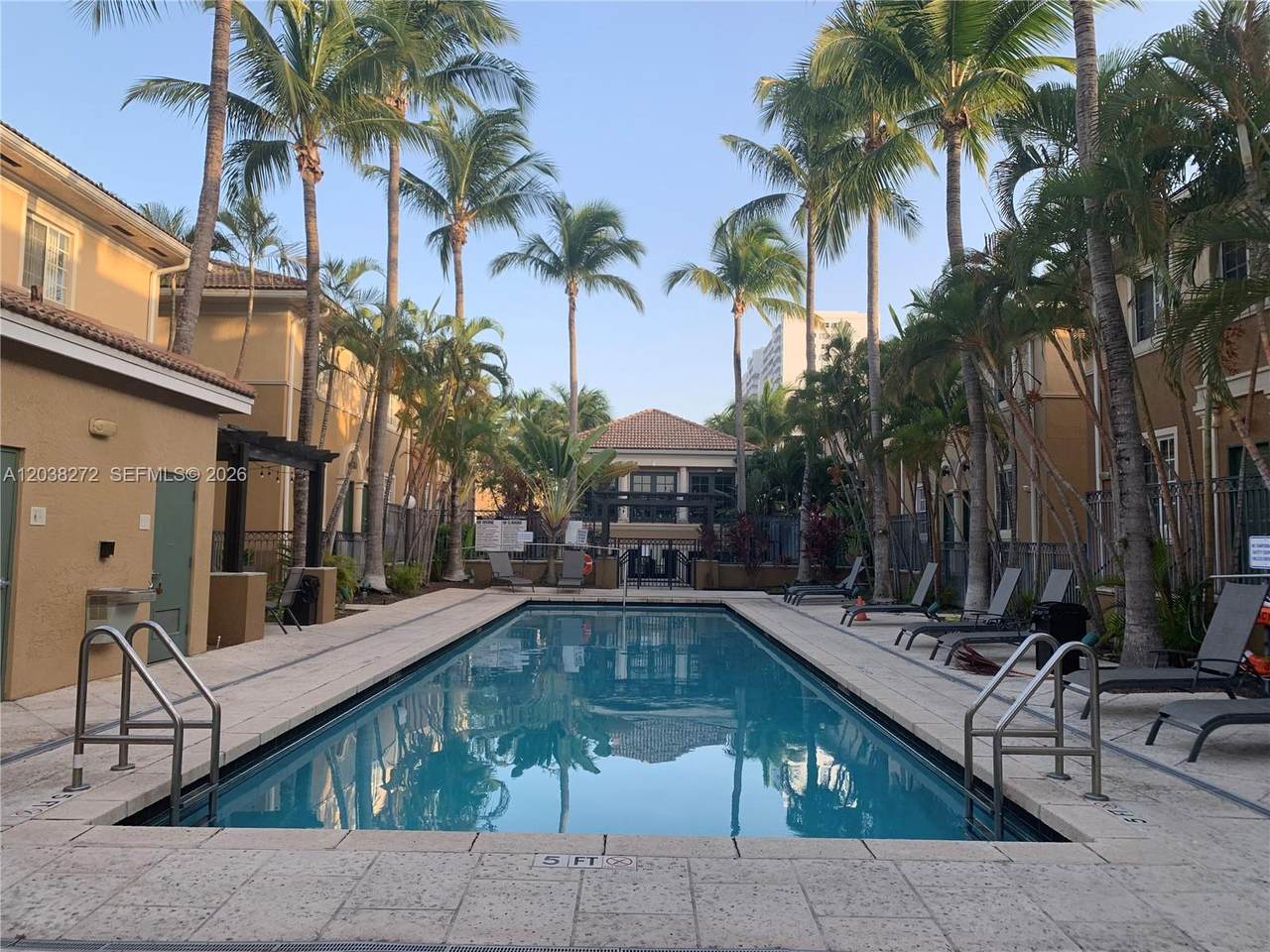 https://bt-photos.global.ssl.fastly.net/miami/1280_boomver_4_A12038272-2.jpg