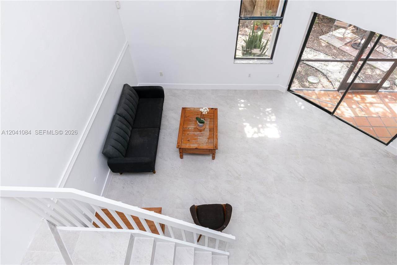 https://bt-photos.global.ssl.fastly.net/miami/1280_boomver_4_A12041084-2.jpg
