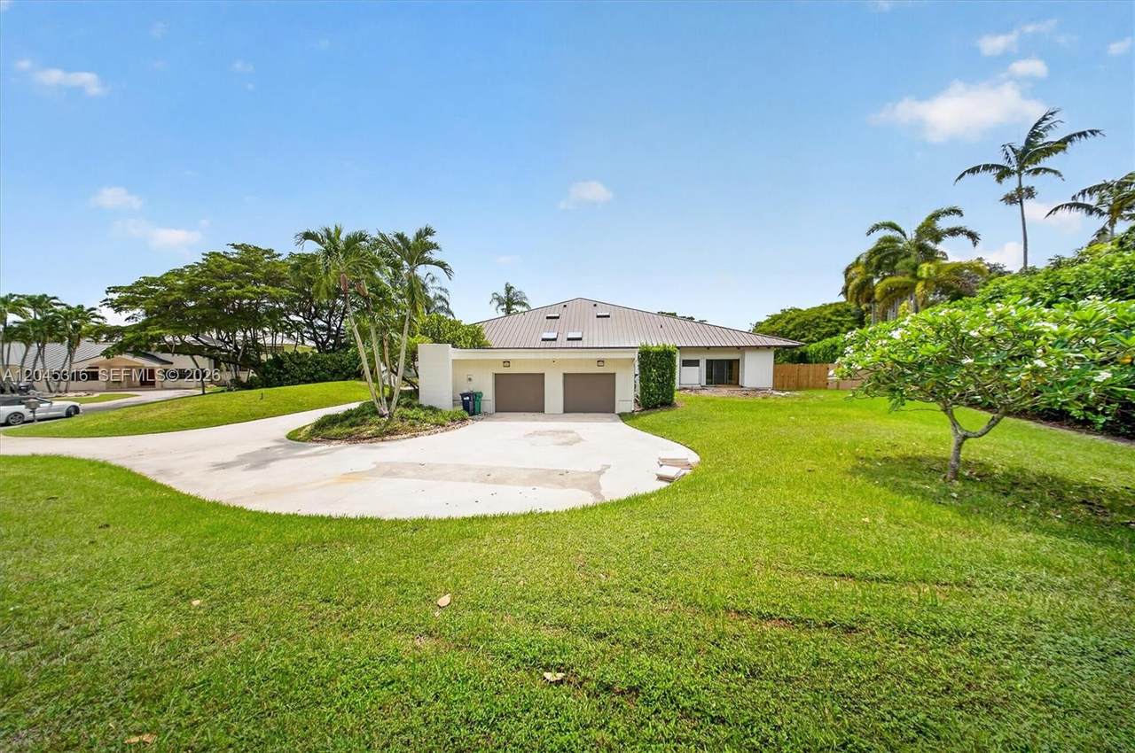 https://bt-photos.global.ssl.fastly.net/miami/1280_boomver_4_A12045316-2.jpg