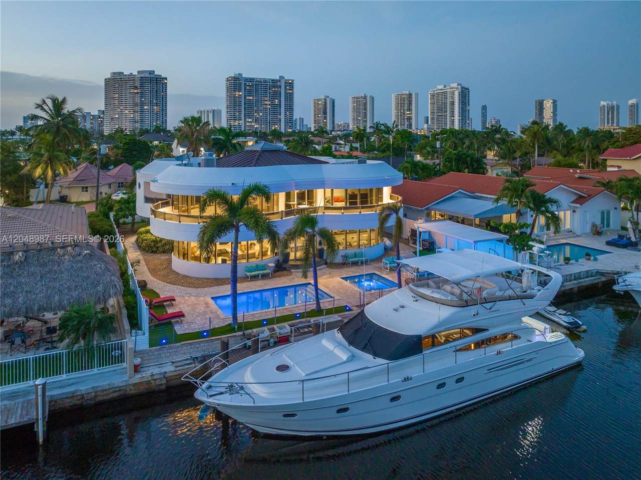 https://bt-photos.global.ssl.fastly.net/miami/1280_boomver_2_A12048987-2.jpg