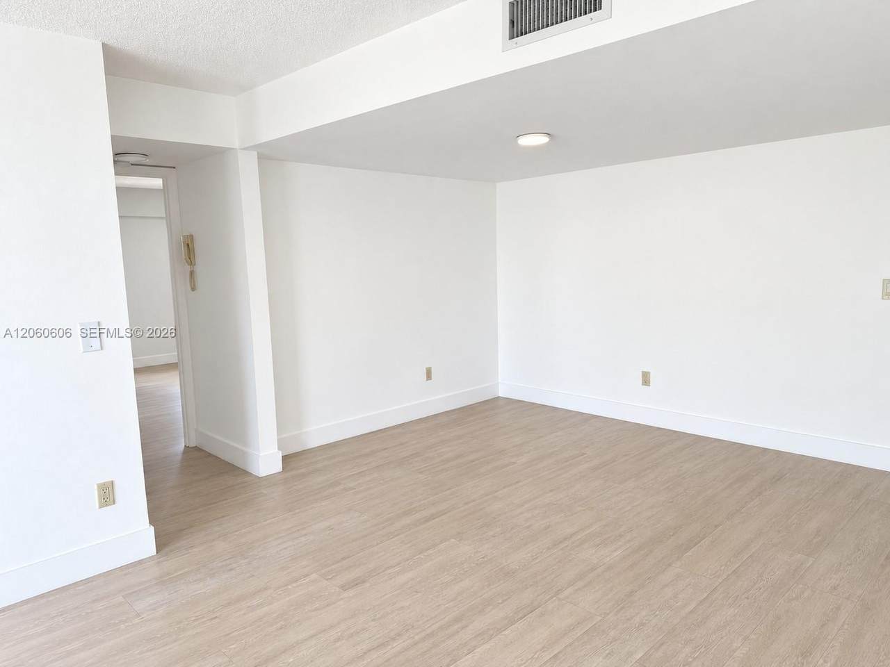 https://bt-photos.global.ssl.fastly.net/miami/1280_boomver_4_A12060606-2.jpg