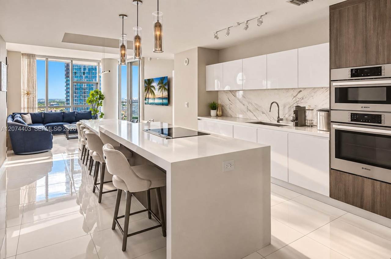https://bt-photos.global.ssl.fastly.net/miami/1280_boomver_4_A12074403-2.jpg
