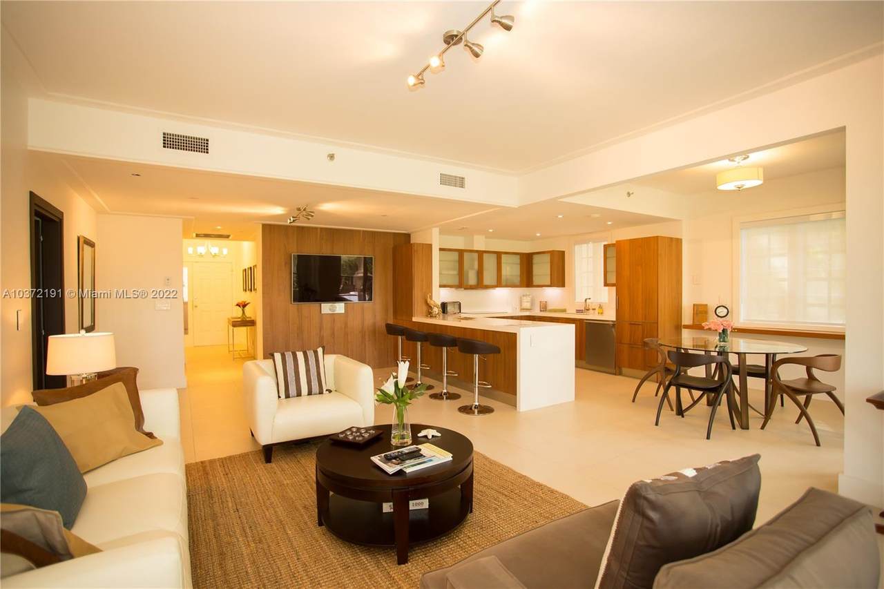 19127 Fisher Island Dr - Photo 1