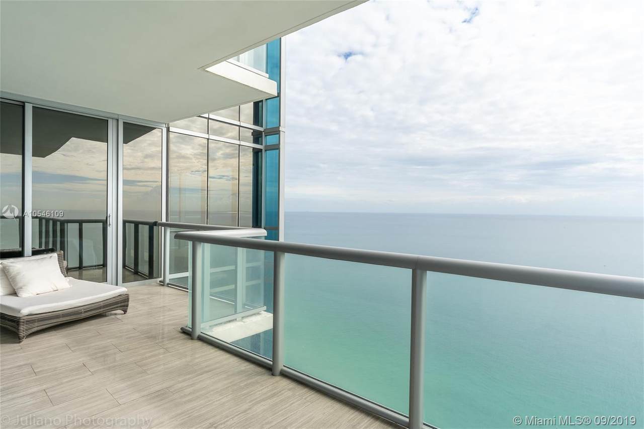 17121 Collins Ave - Photo 1