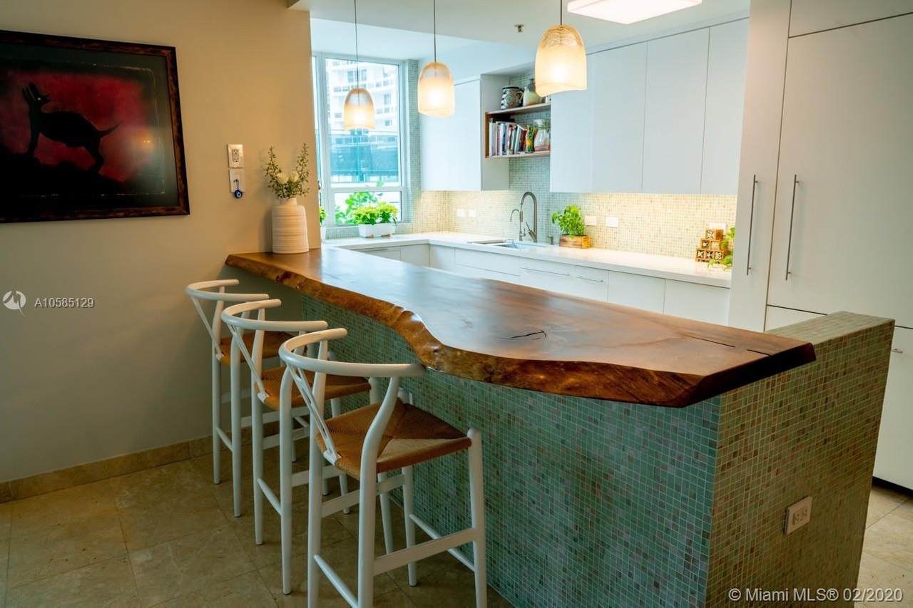 801 Brickell Key Blvd - Photo 1