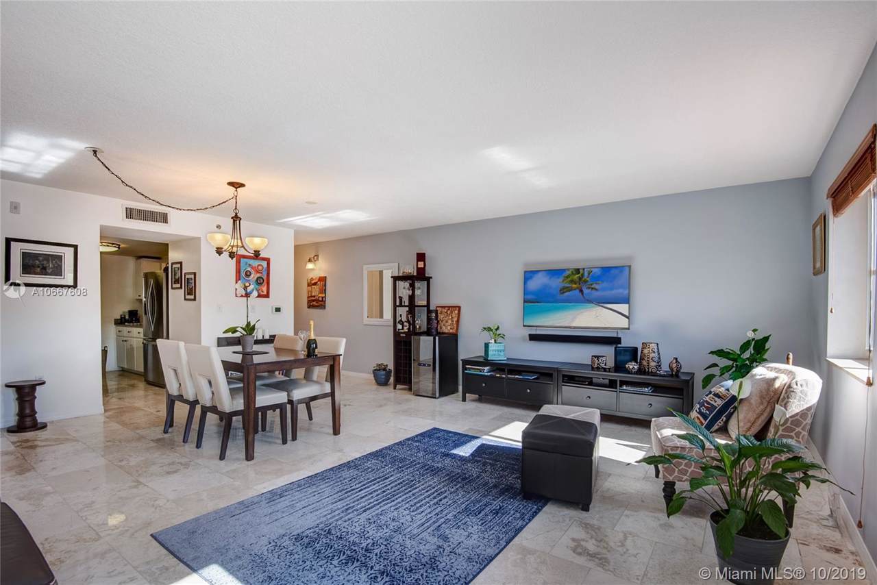 227 Michigan Ave - Photo 1