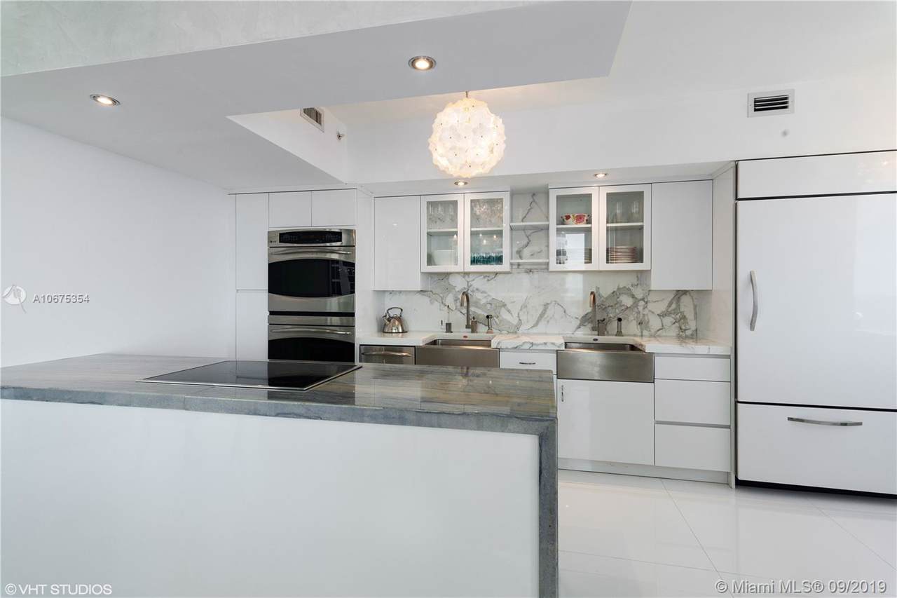 4779 Collins Ave - Photo 1