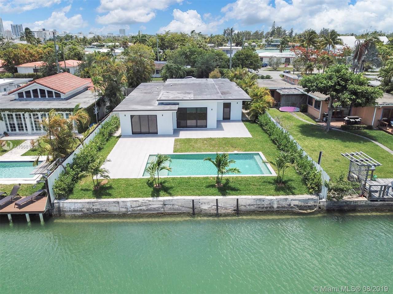 1375 Daytonia Rd - Photo 1