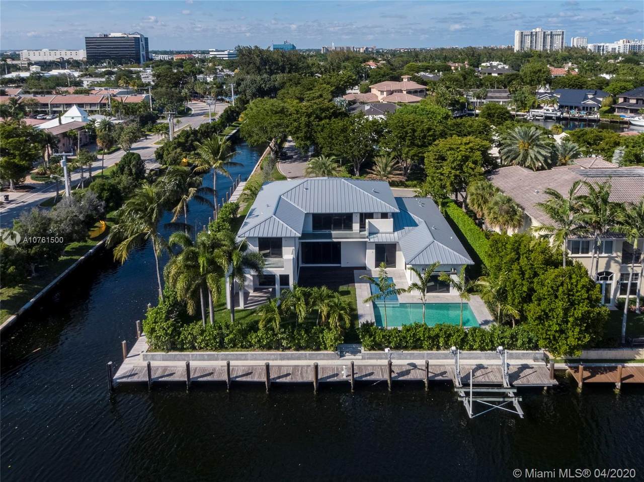 26 Compass Dr - Photo 1
