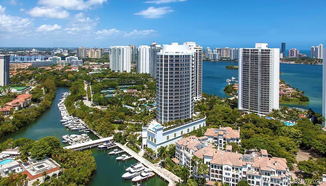 4100 Island Blvd - Photo 1