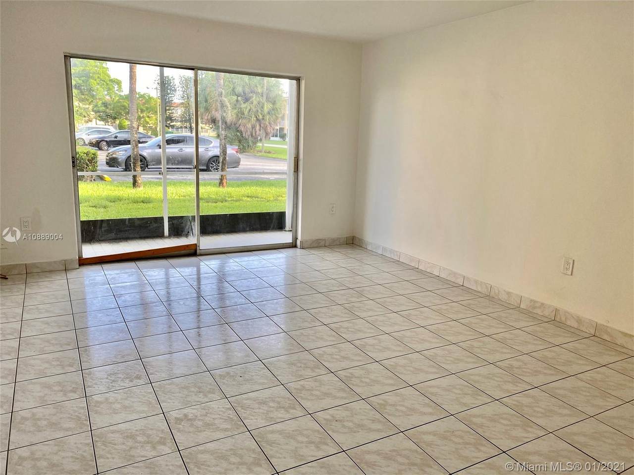 2800 203rd St - Photo 1