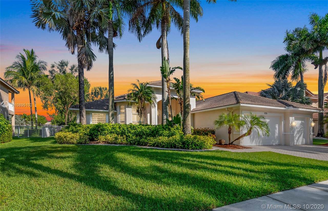 979 Nautica Dr - Photo 1