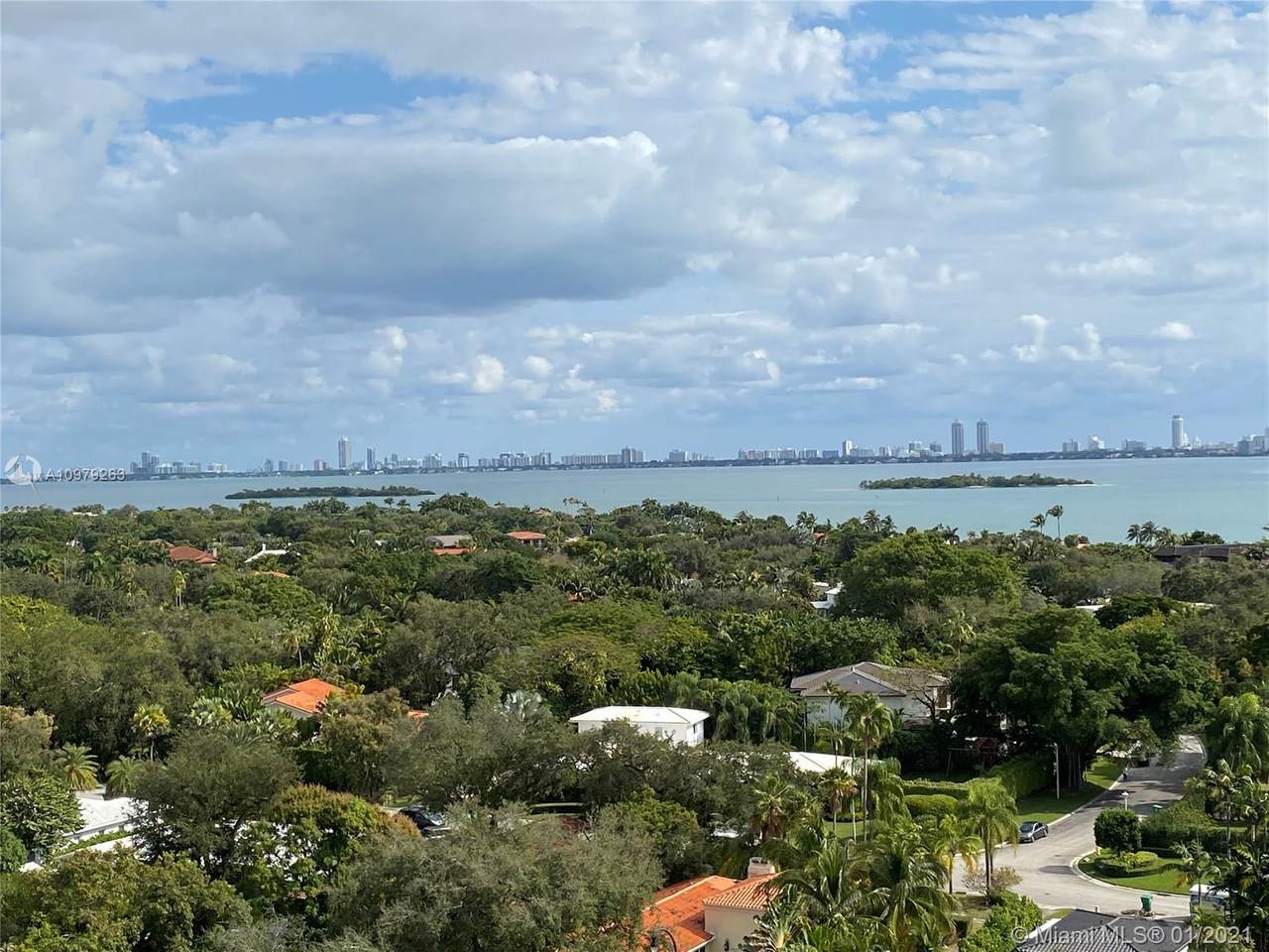 4250 Biscayne Blvd - Photo 1
