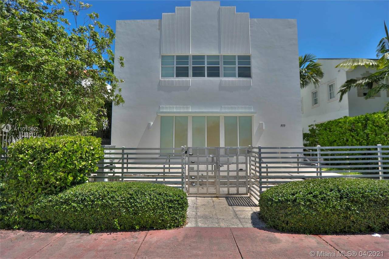 935 Euclid Ave - Photo 1