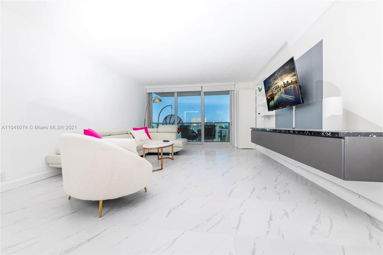 1000 West Ave - Photo 1