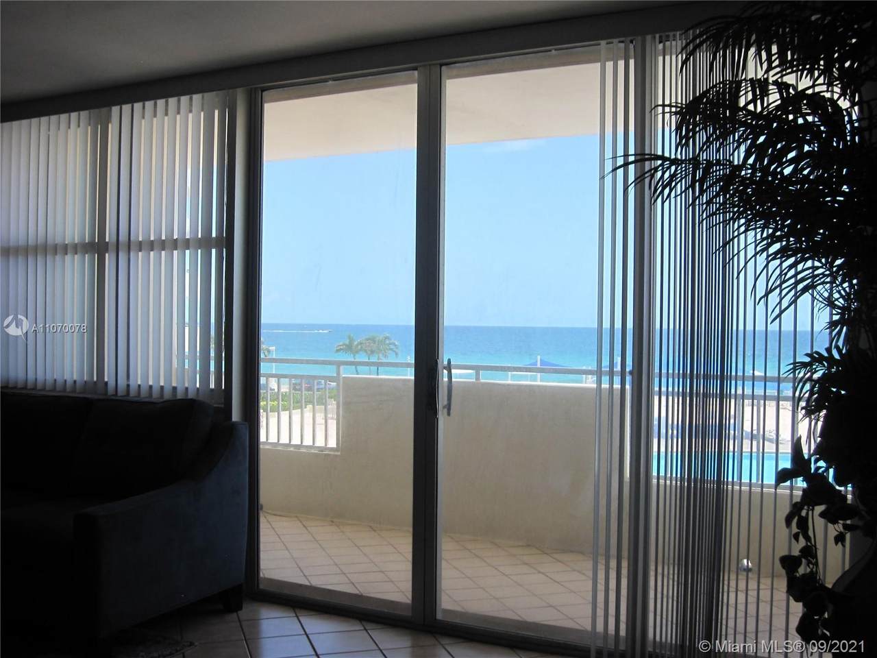 3180 Ocean Dr - Photo 1