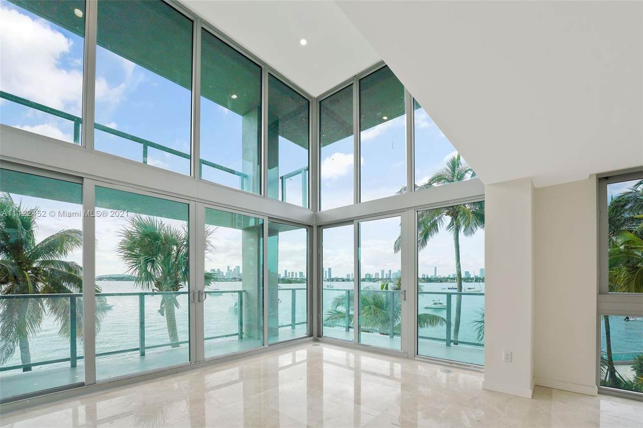 1504 Bay Rd - Photo 1