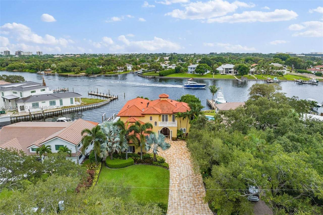 12864 Shore Dr - Photo 1