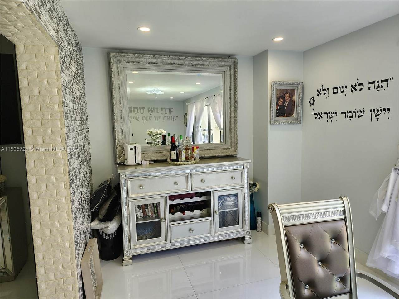 https://bt-photos.global.ssl.fastly.net/miami/1280_boomver_6_A11505725-2.jpg