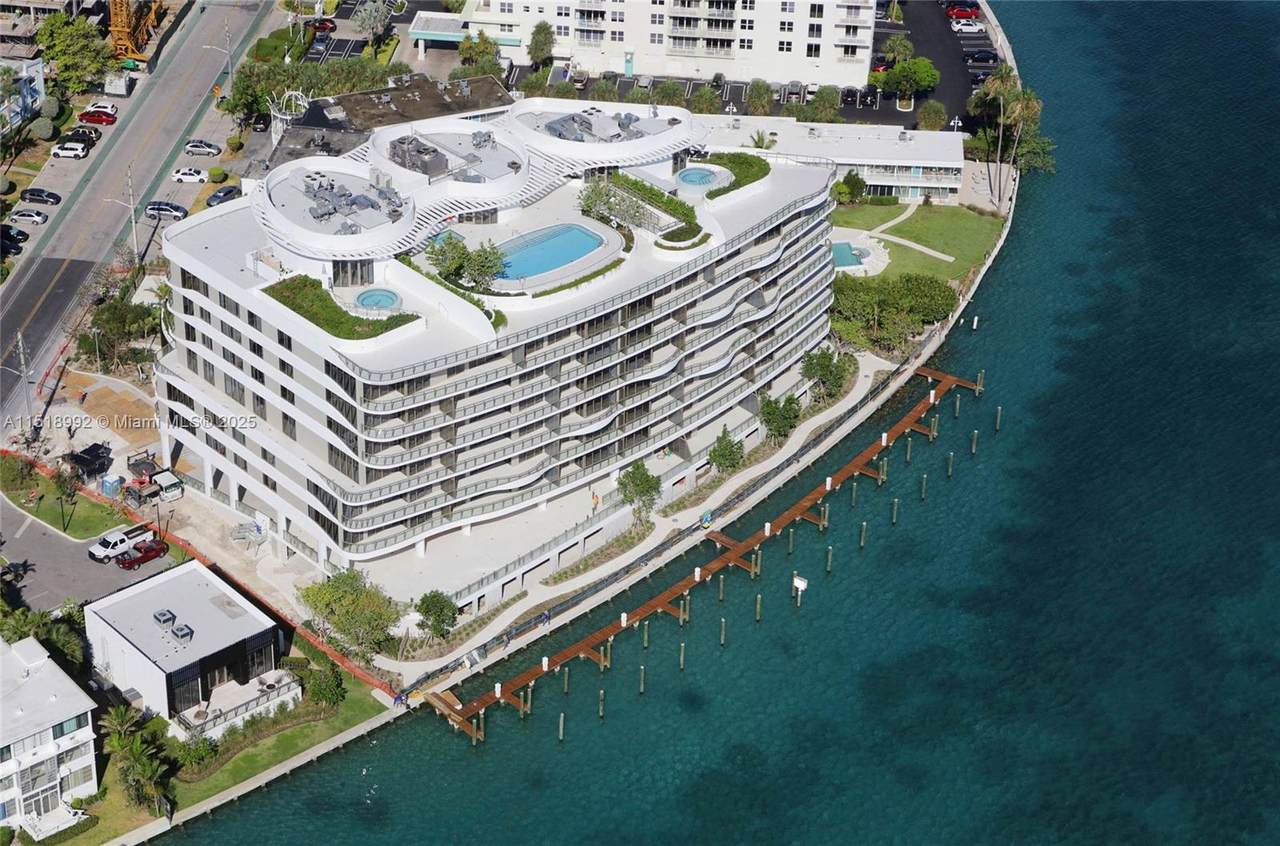 https://bt-photos.global.ssl.fastly.net/miami/1280_boomver_5_A11518992-2.jpg