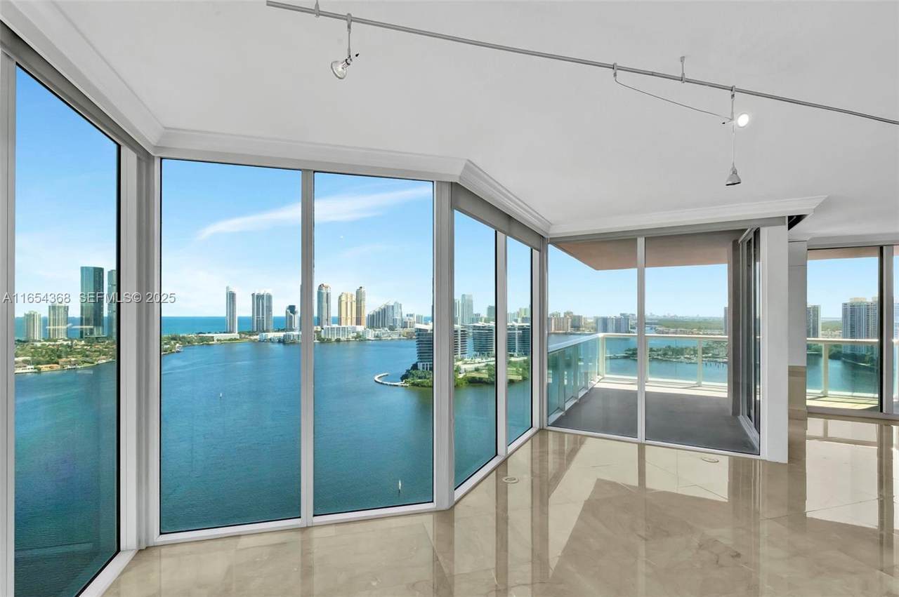 3370 Hidden Bay Dr - Photo 1